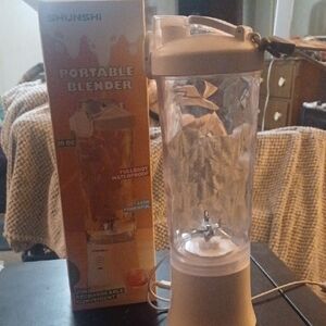 Portable Blender - Cream
